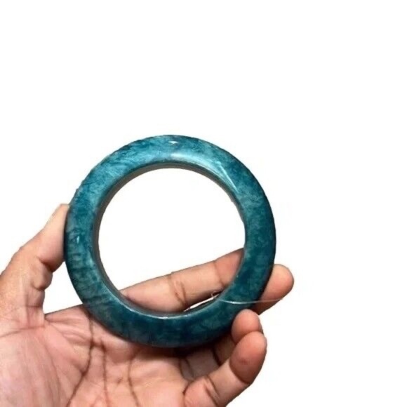 Blk & White Lucite Clamper Bracelet -Hinged Bracelet, Colorful End Of Day Lucite - Picture 6 of 16